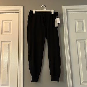ZELLA JOGGER ATHLETIC PANTS 🛼🧘🏼‍♀️